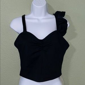 NWT fabletics “mellie” ruffle top black cropped